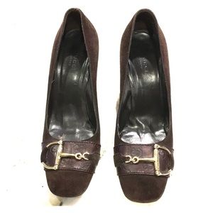 Elegant GUCCI brown suede leather heels